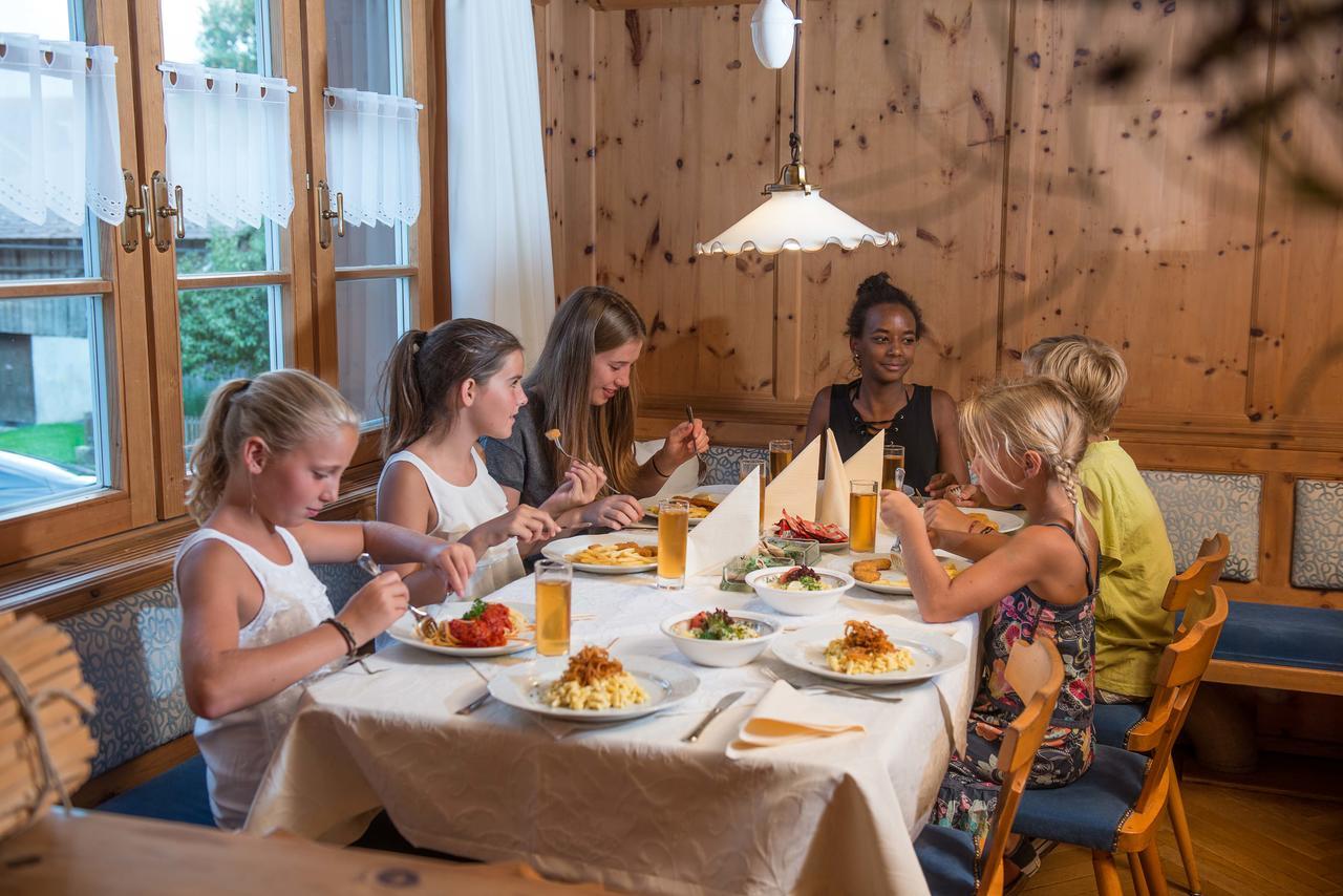 Gasthof Rossle Hotel Nenzing Buitenkant foto